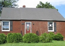 Pre-foreclosure in  SAINT CHARLES PL Runnemede, NJ 08078