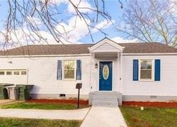  W Bayberry Ct, Hampton VA