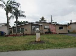  Nw 11th St, Hollywood FL