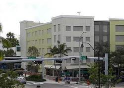 Pre-foreclosure in  WEST AVE  Miami Beach, FL 33139