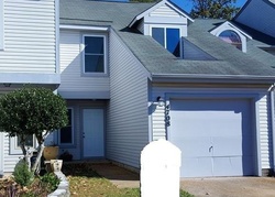 Pre-foreclosure Listing in WOODGLEN CT VIRGINIA BEACH, VA 23462