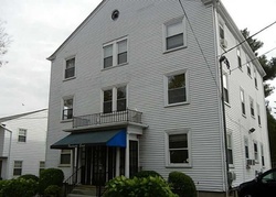 Pre-foreclosure in  NORTH AVE  Providence, RI 02906