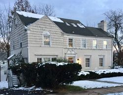 Pre-foreclosure in  E 39TH ST Paterson, NJ 07504