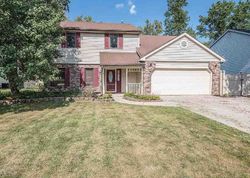 Pre-foreclosure in  CASTELL DR Fort Wayne, IN 46835