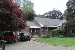 Pre-foreclosure Listing in MIHELICH CT EASTPOINTE, MI 48021