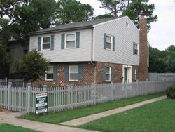 Pre-foreclosure Listing in BILTMORE DR VIRGINIA BEACH, VA 23454
