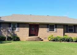 Pre-foreclosure Listing in CLEAR CREEK RD HIXSON, TN 37343