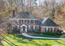 Pre-foreclosure in  BROAD HOLLOW DR Charlotte, NC 28226
