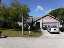 Pre-foreclosure in  FORESTER POND AVE Sarasota, FL 34243