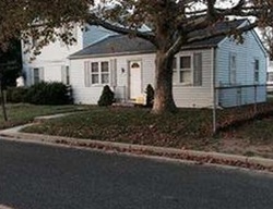 Pre-foreclosure in  RUTGERS RD Pennsville, NJ 08070