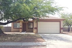 Pre-foreclosure in  W GROUND DOVE PL Tucson, AZ 85746