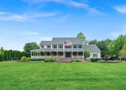  Nursery Ln, Trenton NJ
