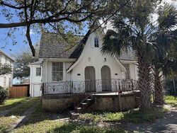 Pre-foreclosure in  ELYSIAN FIELDS AVE New Orleans, LA 70122