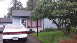 Pre-foreclosure in  SE MARKET ST Portland, OR 97233