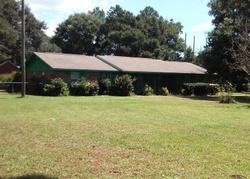 Pre-foreclosure in  HARDY ADAMS RD Holt, FL 32564