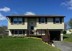 Pre-foreclosure Listing in AMOR DR CLAY, NY 13041