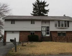 Pre-foreclosure in  TELL AVE Deer Park, NY 11729