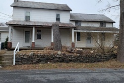 Pre-foreclosure Listing in SMITH HILL RD STROUDSBURG, PA 18360