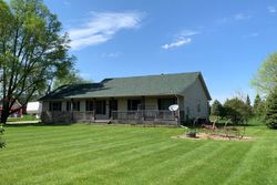 Pre-foreclosure Listing in 264TH ST WYOMING, MN 55092