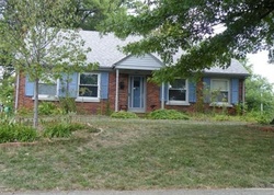 Pre-foreclosure in  HILL N DALE RD Lexington, KY 40503