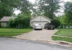 Pre-foreclosure Listing in WILLOW AVE PORTAGE, IN 46368