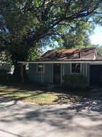 Pre-foreclosure Listing in PINE ST SEFFNER, FL 33584