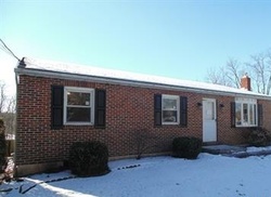 Pre-foreclosure in  W TRINDLE RD Carlisle, PA 17015