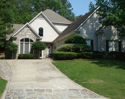  Greystone Glen Dr, Birmingham AL