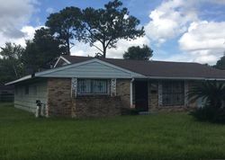 Pre-foreclosure in  FAIRFAX PL New Orleans, LA 70131
