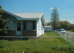 Pre-foreclosure in  OAK ST Saint Rose, LA 70087