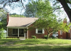 Pre-foreclosure in  MANCHESTER BLVD Harper Woods, MI 48225