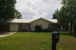 Pre-foreclosure in  J SAUNDERS RD Slocomb, AL 36375