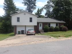 Pre-foreclosure in  APPOMATTOX DR Mabelvale, AR 72103
