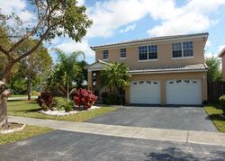 Pre-foreclosure in  SW 112TH DR Fort Lauderdale, FL 33330