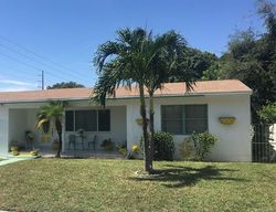Pre-foreclosure Listing in SW 15TH ST DANIA, FL 33004
