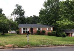 Pre-foreclosure in  COUNTY LINE RD SW Atlanta, GA 30331