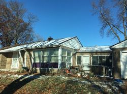 Pre-foreclosure Listing in N ELMHURST AVE MOUNT PROSPECT, IL 60056