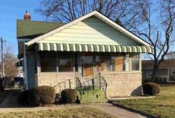 Pre-foreclosure in  E BATTELL ST Mishawaka, IN 46545