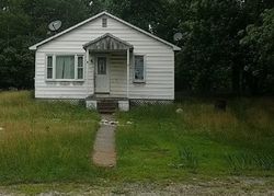 Pre-foreclosure in  S U RD E North Judson, IN 46366