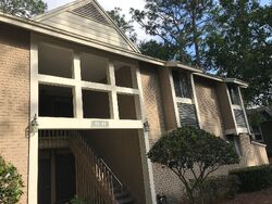 Pre-foreclosure in  OLD KINGS RD S UNIT 45 Jacksonville, FL 32257