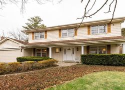 Pre-foreclosure in  BUENA RD Lake Forest, IL 60045