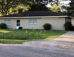 Pre-foreclosure Listing in HILLCREST DR ZACHARY, LA 70791