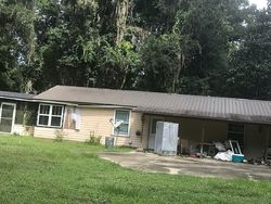 Pre-foreclosure in  NORTH ST Middleburg, FL 32068