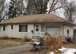 Pre-foreclosure in  2ND AVE E Saint Paul, MN 55109