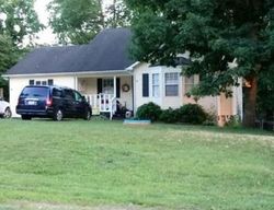  Meadow Ridge Dr, Thomasville NC