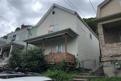 Pre-foreclosure in  EDITH ST Pittsburgh, PA 15211
