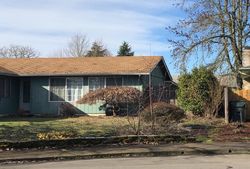 Pre-foreclosure in  MUSKET CT NE Salem, OR 97305