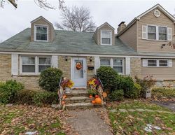 Pre-foreclosure in  LATONA AVE Trenton, NJ 08618