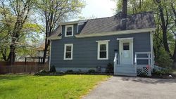 Pre-foreclosure Listing in CLARA ST MIDDLEBORO, MA 02346