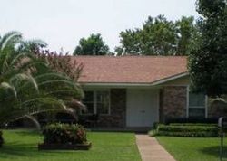 Pre-foreclosure in  NANDINA RD Gulf Breeze, FL 32561